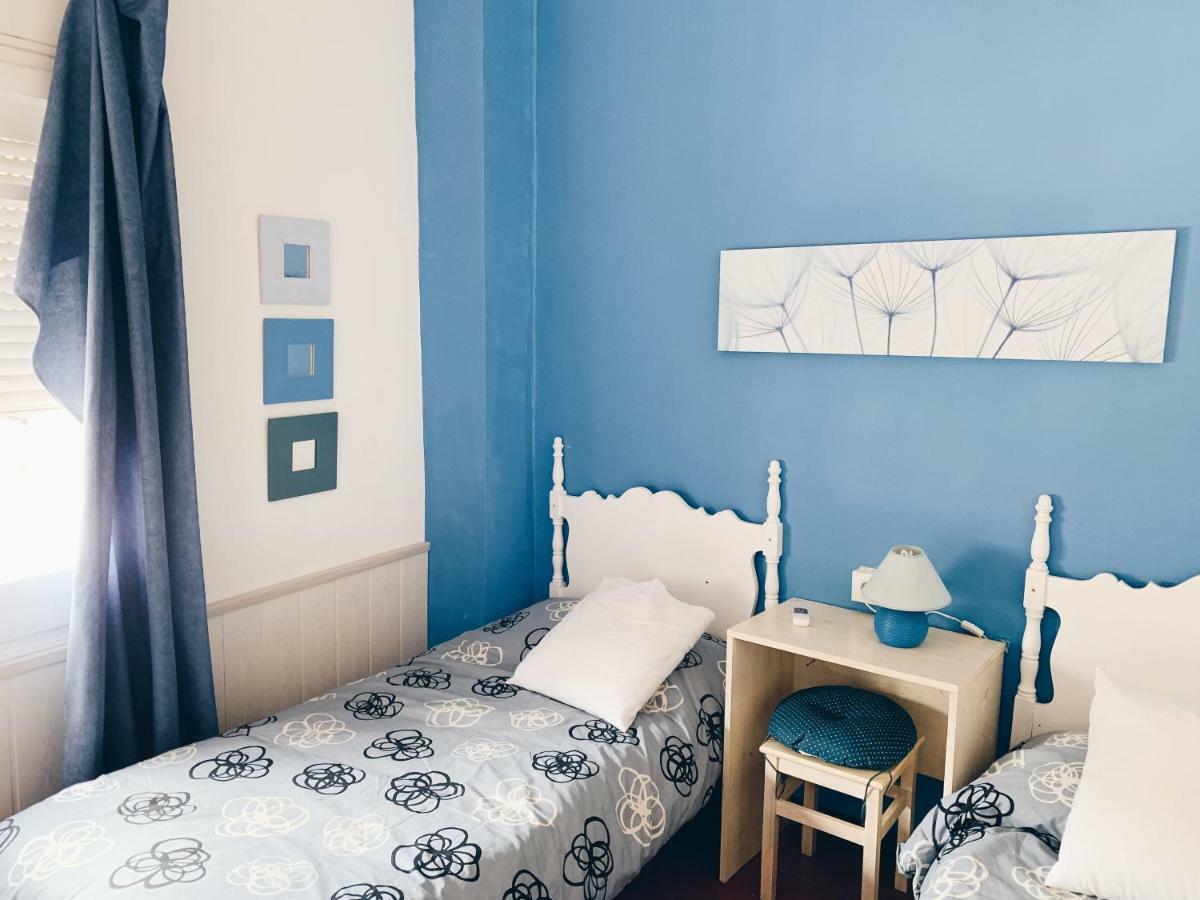 Hostal Portbou Dış mekan fotoğraf
